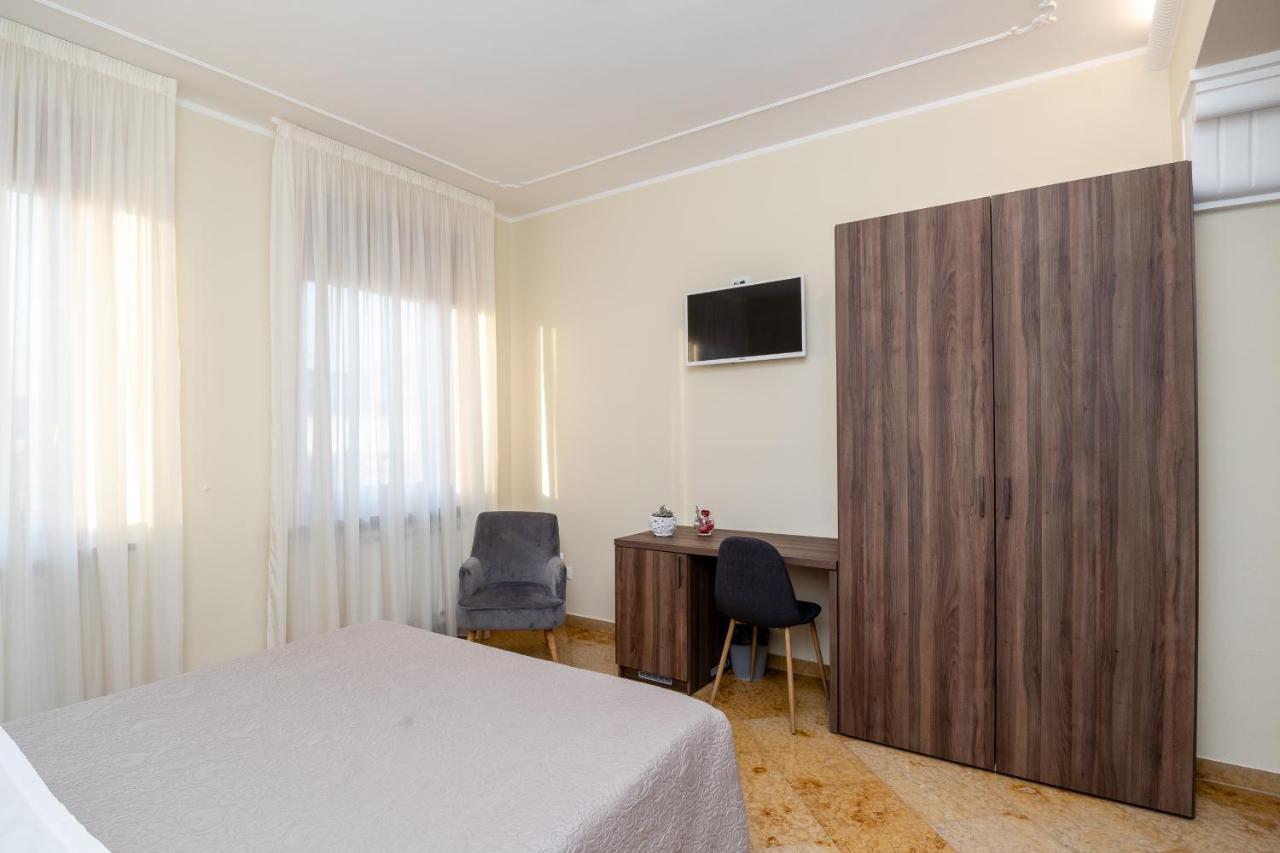 Scaligero Rooms Verona Esterno foto